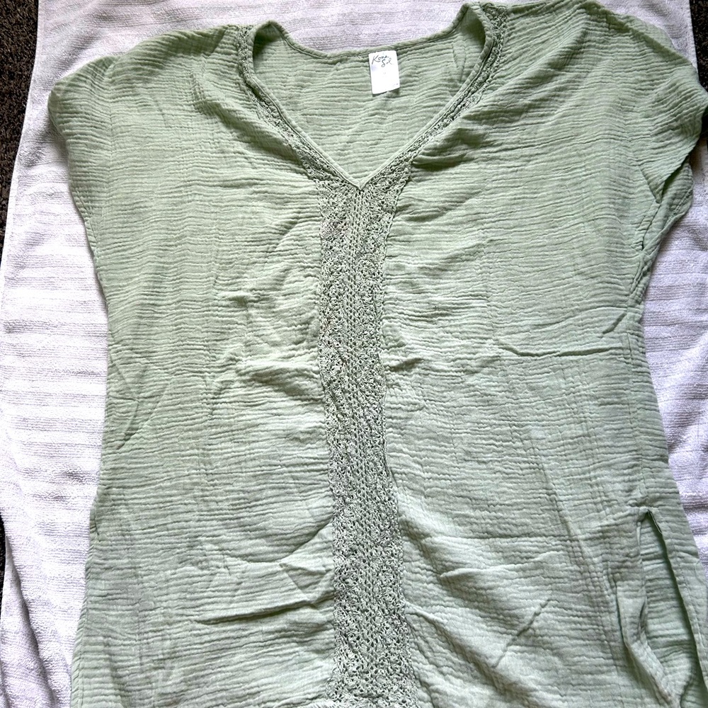 Elegant Green Lace Trim Swim Coverup